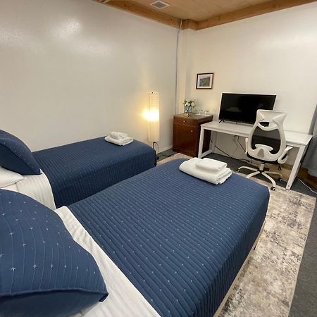 Doho Suites Гонолулу Экстерьер фото
