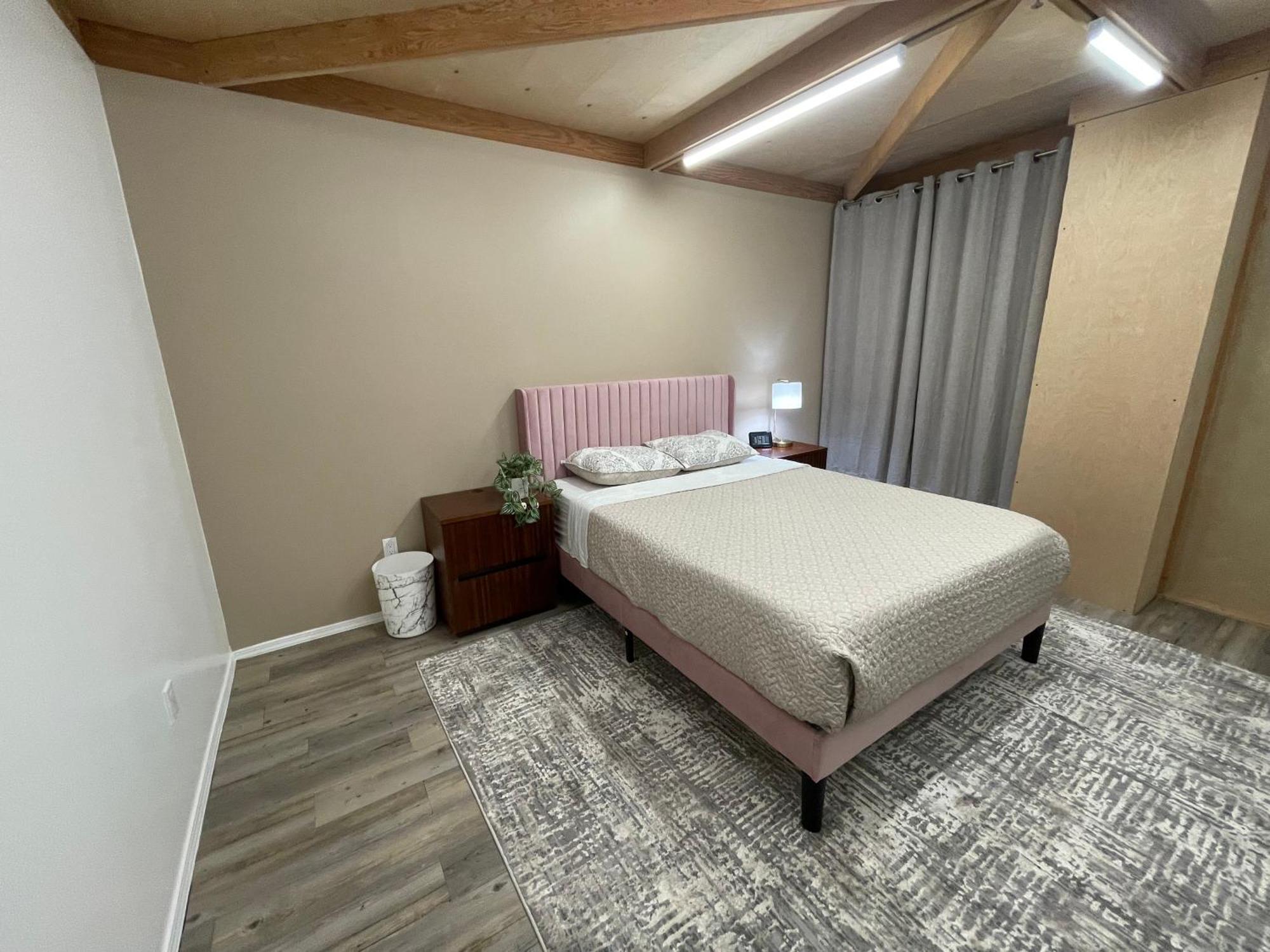 Doho Suites Гонолулу Экстерьер фото